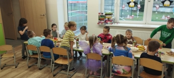 0db93e07-8a59-4edb-a6d9-8c3d4e6bb435