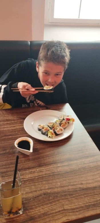 f648a3c0-5f8f-4f41-8f23-662037e9cdf3