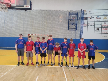 III miejsce chłopięcej drużyny basketu w półfinałach Igrzysk Wojewódzkich
