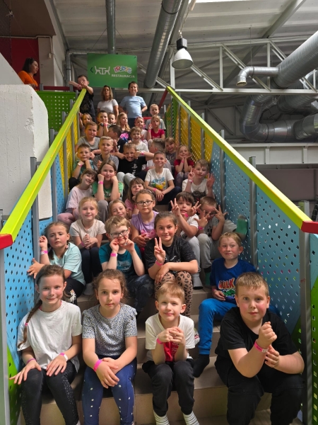 Wycieczka klasy 1a i 2a do sali zabaw Loopy's World