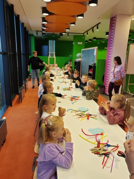 Klasa ,,zerowa'' na eksperymentach w Szkole Łacińskiej