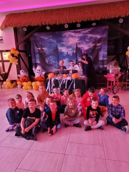 Warsztaty klasy 1a z okazji Dnia Dyni w Restauracji - Sami Swoi