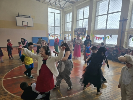 Odbył się Bal Karnawałowy kl. 0-III